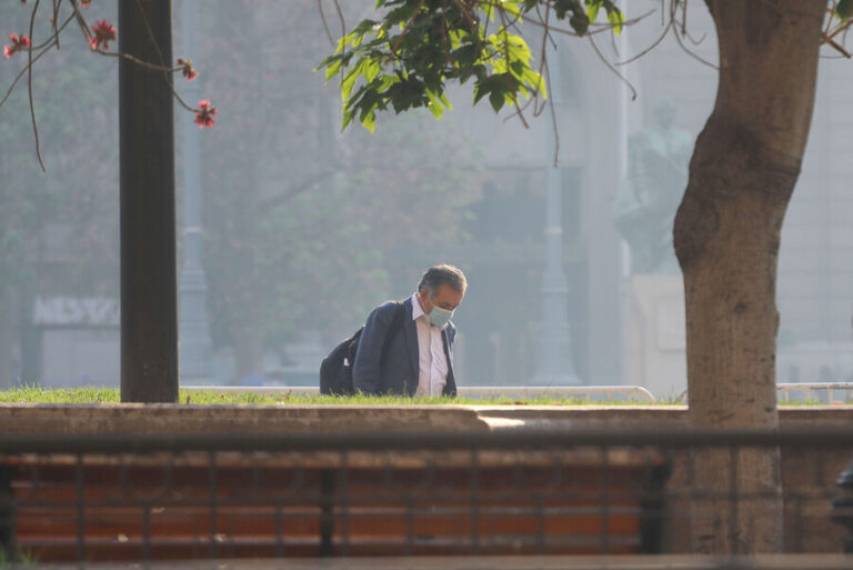 Seremi de Salud de la RM levantó alerta de riesgo sanitario ante mejora de la calidad del aire