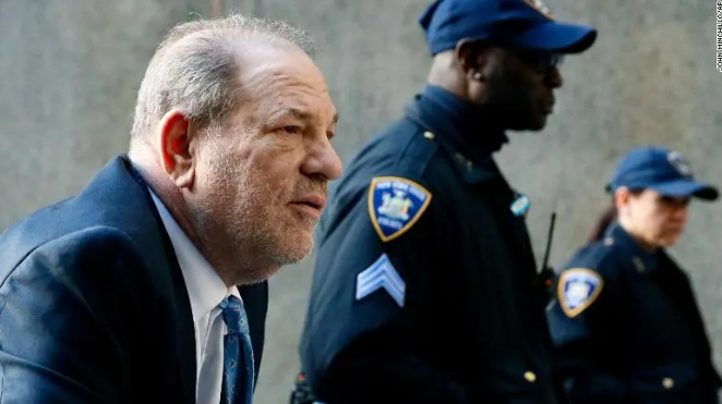 Harvey Weinstein enfrenta su segundo juicio por violación: La fiscalía dice que silenció a las mujeres víctimas