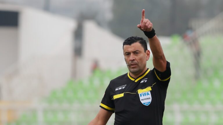Roberto Tobar justificó despido de 14 árbitros: 