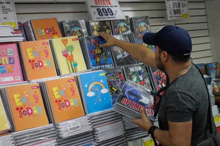 Bono Útiles Escolares: Quiénes reciben el beneficio y cuándo se entrega