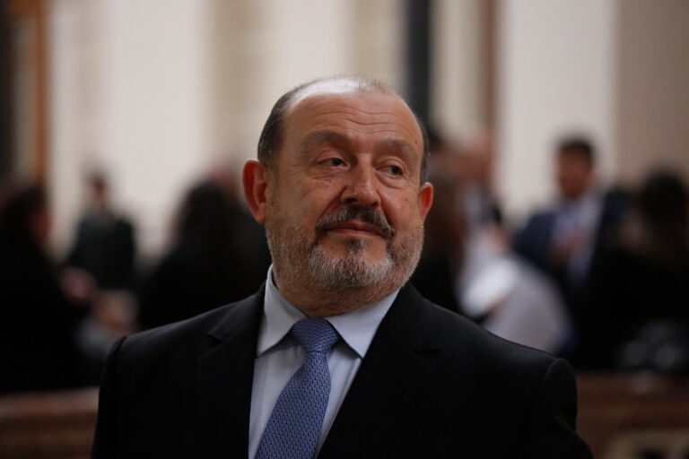 Isidro Solís y acusación constitucional contra Marcela Ríos: 