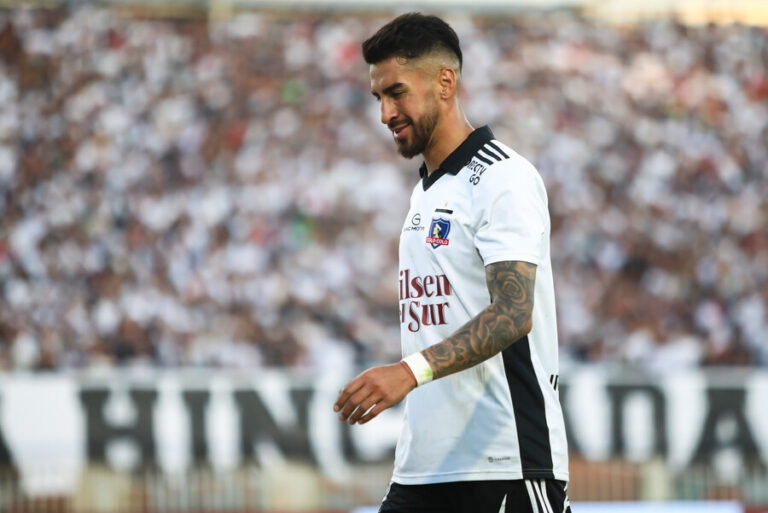 Colo Colo se queda sin goleador: Fortaleza oficializó el fichaje de Juan Martín Lucero