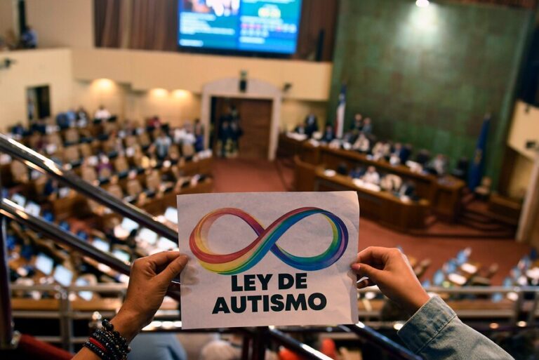 Aprobada la Ley TEA: Promueve inclusión y protección de derechos de personas con trastorno del espectro autista