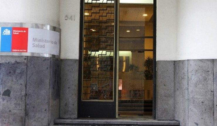 Minsal lamentó que Isapres congelaran participación en mesa de trabajo: 