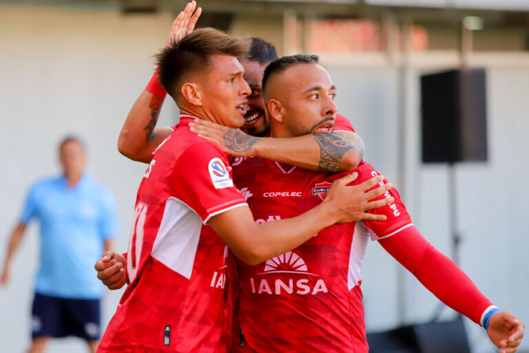 Ñublense dio vuelta un partidazo ante Magallanes y cosechó su segunda victoria