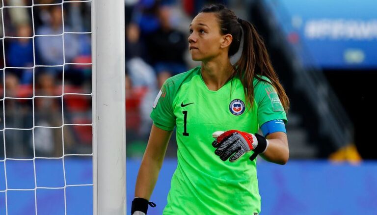 Christiane Endler vuelve a ser nominada como mejor arquera por la FIFA en los Premios The Best