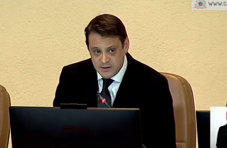 Gaspar Rivas en la Cámara: 