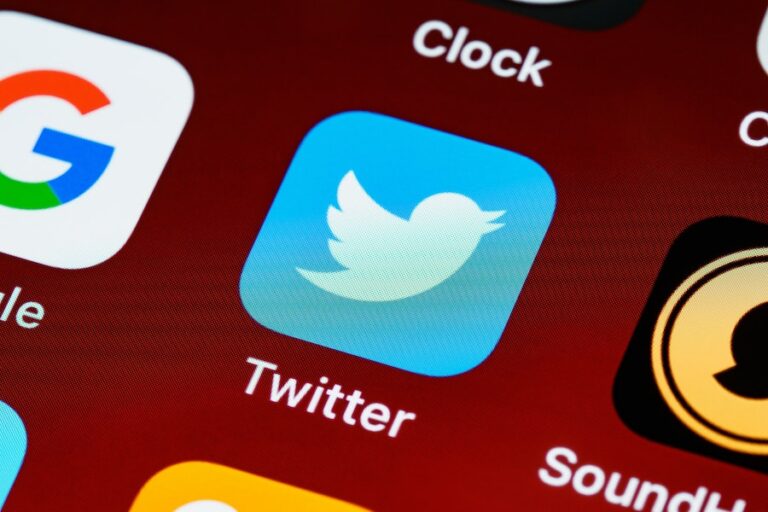 Hackers filtran direcciones de correo electrónico vinculadas a más de 200 millones de cuentas de Twitter