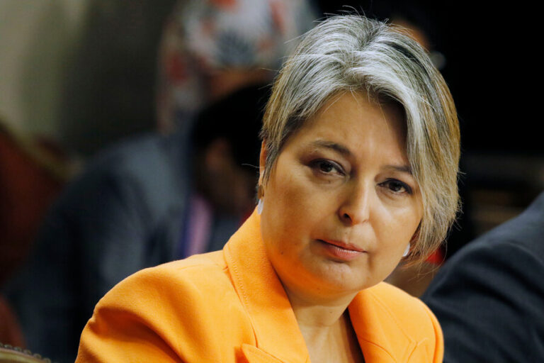 Ministra Jara sobre AFPs: 