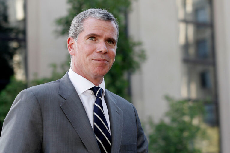 Denuncian a Felipe Bulnes por agresión en Zapallar: Exministro entregó su versión de los hechos