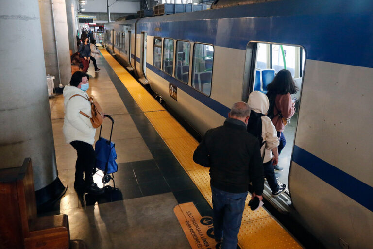 Metro de Valparaíso contará con servicio nocturno durante el Festival de Viña 2023