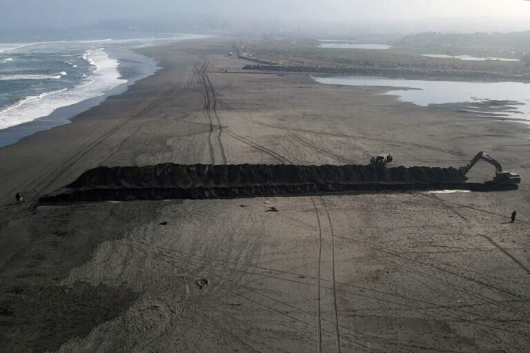 Columna de Juan de Dios Valdivieso: El Maipo ya no llega al mar