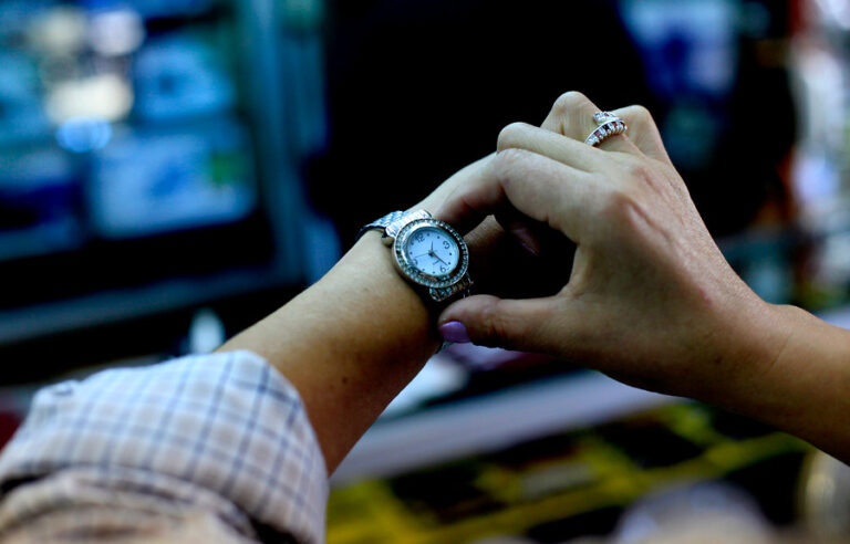 ¿Cuáles son las recomendaciones para enfrentar el cambio de hora?