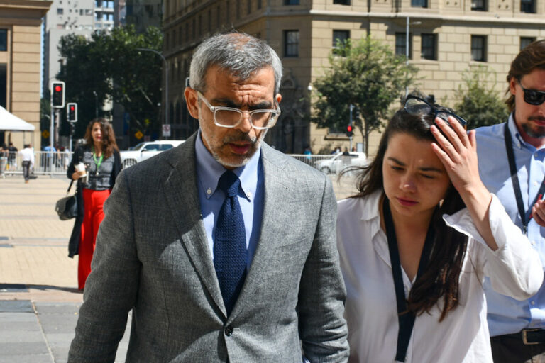 Ministro Cordero por antecedentes de indultos: 