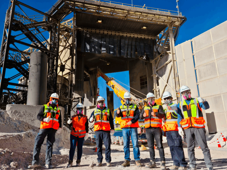 Innovaciones tecnológicas en Expomin 2023: Robótica, realidad virtual y cámaras autónomas para la seguridad minera