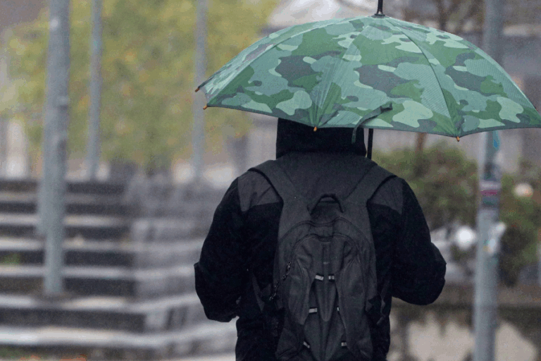 Con río atmosférico: Nuevo sistema frontal afectará a 9 regiones del país