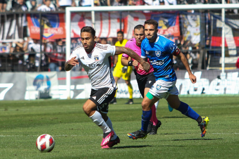 Colo Colo triunfa ante Huachipato por la cuenta mínima y escala a lo alto de la tabla del campeonato