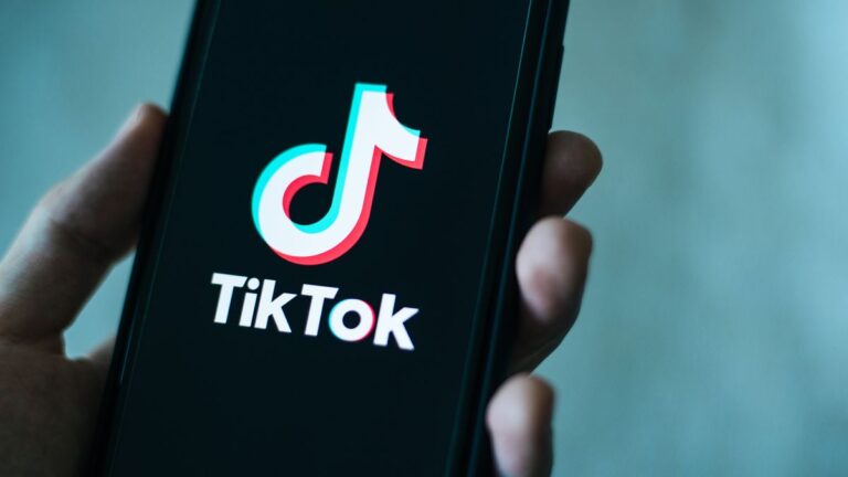TikTok pone a prueba la creación de avatares con inteligencia artificial para fotos de perfil