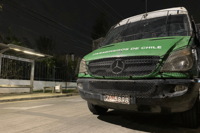 Carabinero frustra a tiros encerrona de la que fue víctima en Quilicura: Delincuente de 17 años murió baleado