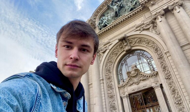 De presentador de noticias en Rusia a youtuber en Chile: Andrei Sokolov y su exitoso canal con inéditos datos de Santiago