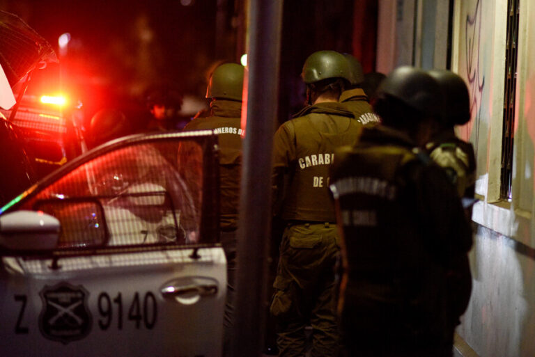 Hombre asesinado en Quilicura con arma blanca: Investigan posible uso de drogas