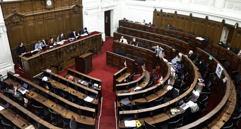 Columna de Recaredo Gálvez: Los millones del gran empresariado para la elección del Consejo Constitucional