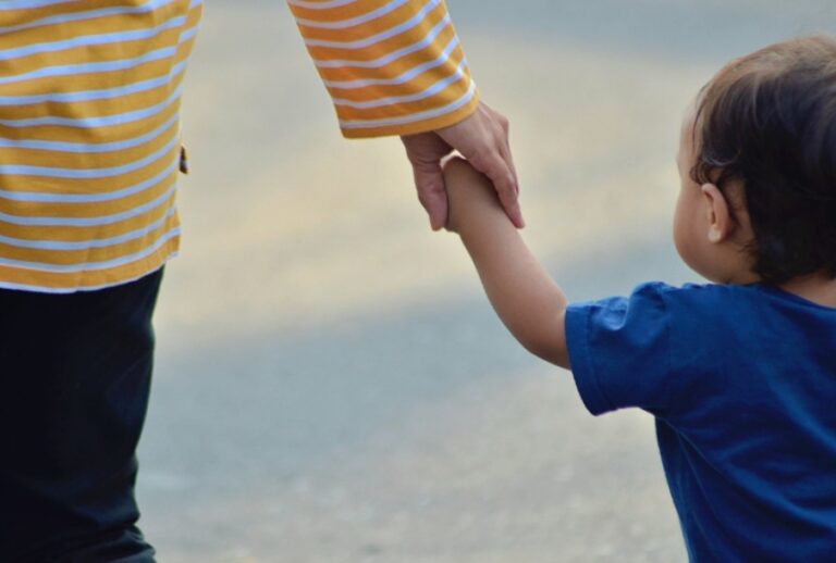 Corfo anuncia que deudores de pensiones de alimentos no podrán adjudicarse cofinanciamiento ni subsidios