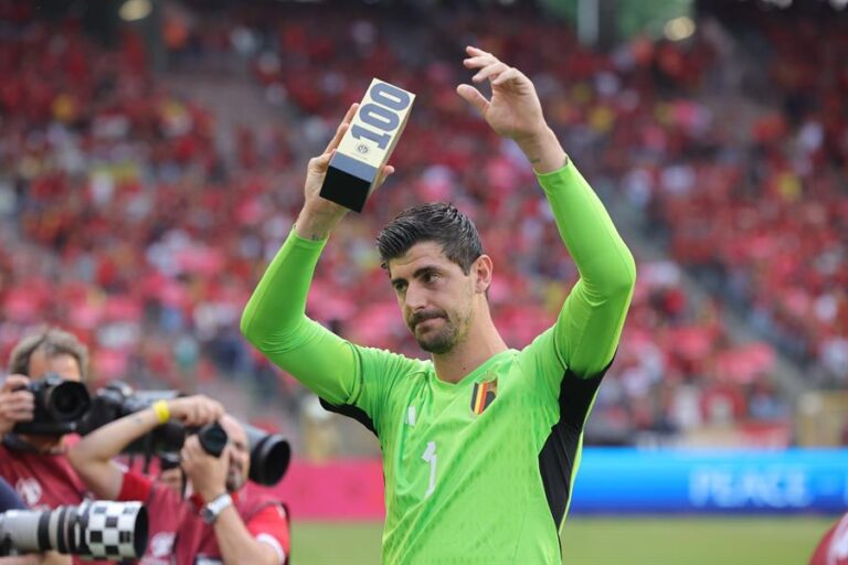 Courtois desmiente a su entrenador tras dejar la concentración de Bélgica: 