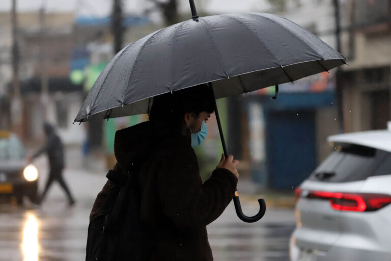 Enel activa plan de contingencia por evento meteorológico en la RM: ¿Cómo contactarse?