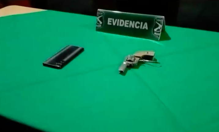 Portonazo frustrado en Las Condes: Víctima forcejeó con los delincuentes