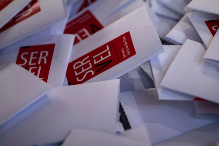 Servel publica los electores que no serán considerados en el padrón del plebiscito: Revisa la nómina