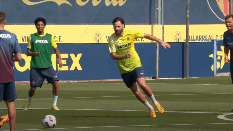 El debut amargo de Ben Brereton en el Villarreal: Perdió por goleada y fue sustituido en el primer tiempo