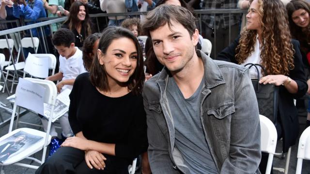 Ashton Kutcher y Mila Kunis ofrecen alojarse gratis en su casa de playa