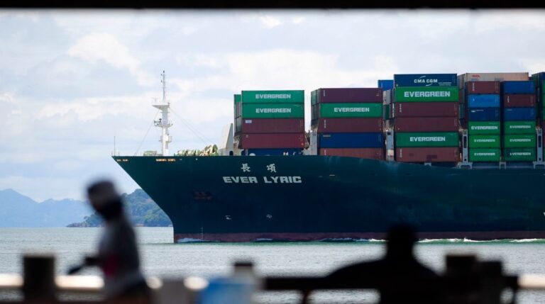 Efectos colaterales de la sequía: Canal de Panamá tiene niveles más bajos de agua y alarma a cadena de suministros