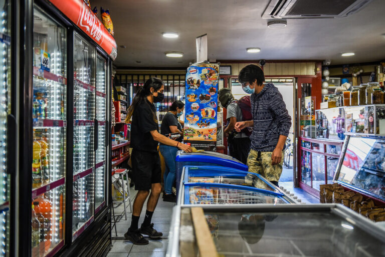 Victimización del comercio aumentó a 63,4% a fines de 2023: Santiago, Antofagasta y Temuco registran las mayores alzas