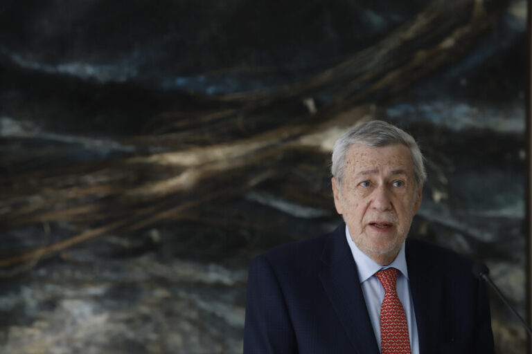 Canciller respaldó viaje de Boric junto a Piñera a Paraguay: 