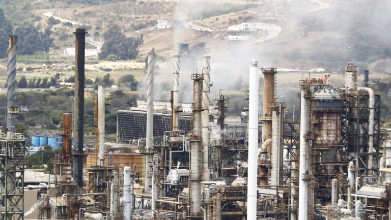 ENAP inauguró un depurador de emisiones en Refinería Aconcagua: Sistema reducirá las emisiones de material particulado