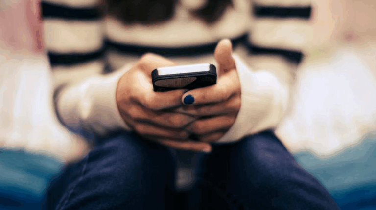 Violencia de género: Madres españolas denuncian mal uso de IA para crear imágenes falsas de sus hijas desnudas