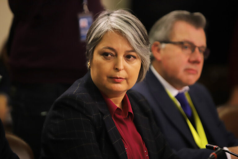 Ministra Jara anuncia indicaciones a la reforma previsional a fin de mes y anticipa tramitación en dos etapas
