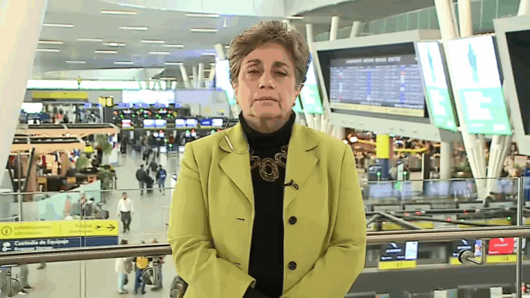 Ministra Jessica López: 