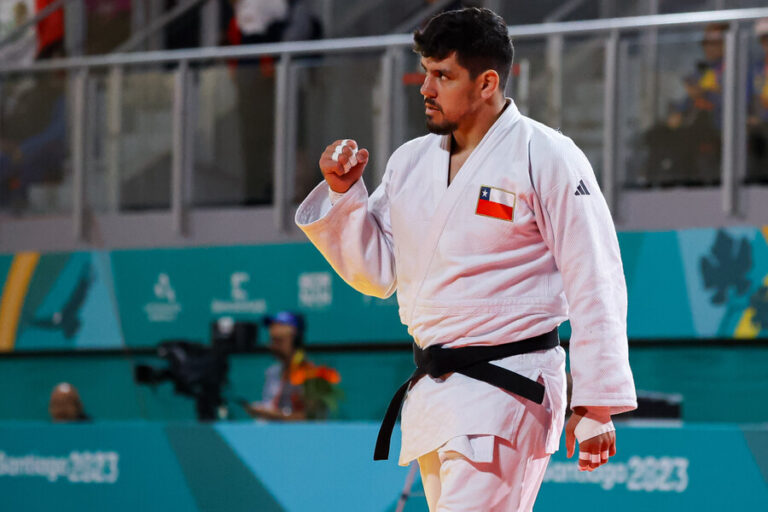 Thomas Briceño obtuvo medalla de plata en judo tras reñida pelea ante Canadá