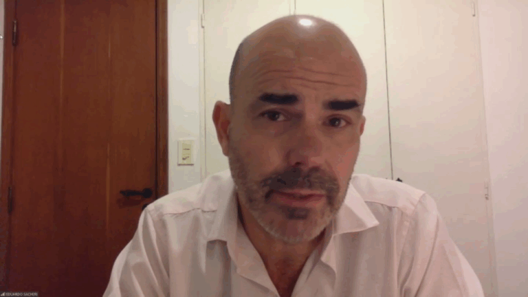 Eduardo Sacheri y elecciones en Argentina: 