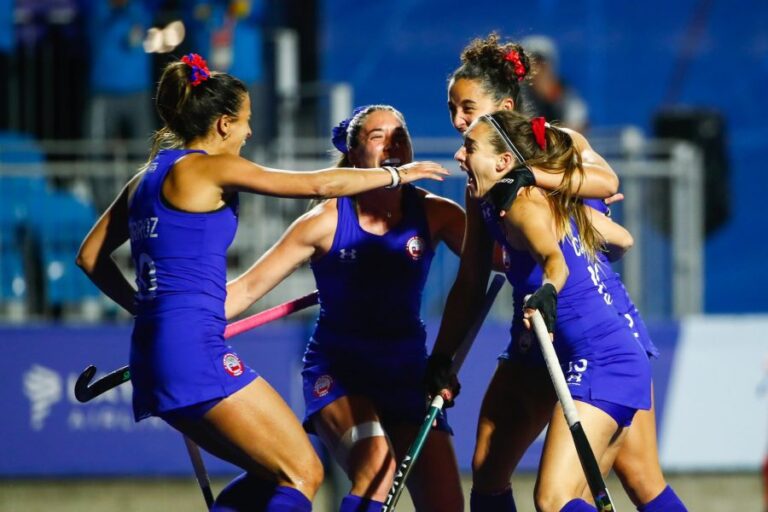 Santiago 2023: Las Diablas se imponen 2-0 ante Canadá tras reñido partido