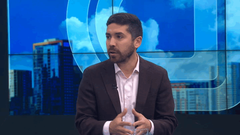 Santana y eventual congelamiento de reforma previsional: 