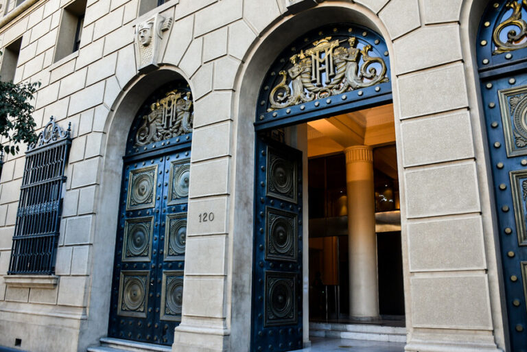 Pacto fiscal: Hacienda le presentó al oficialismo y oposición borrador con 11 propuestas para avanzar en el acuerdo