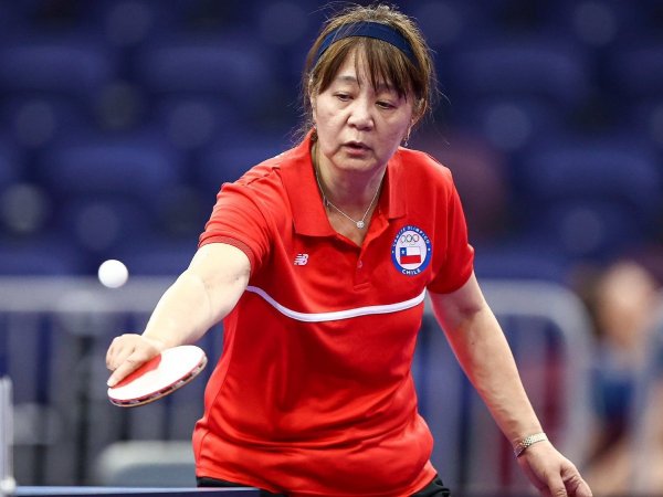 ¡Lo dio vuelta! Tania Zeng clasificó a octavos de final en individuales de tenis de mesa femenino
