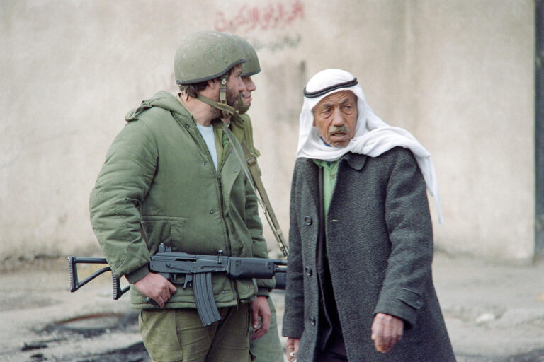 Tras ataque de Hamás: ¿Cómo llegaron hasta aquí Israel y los palestinos?