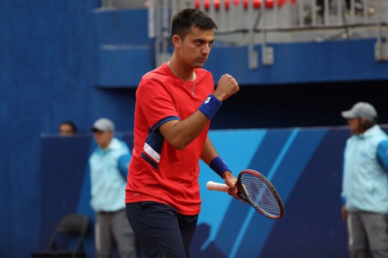 Tomás Barrios avanza a la final del Challenger de Cali tras vencer con autoridad a Juan Bautista Torres