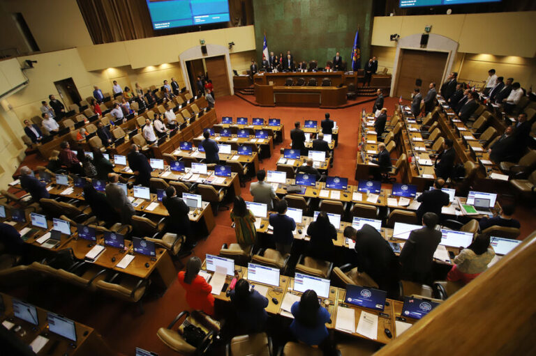 Senado aprobó presupuesto para 2024 y lo despachó a ley: Registra aumento de 3,5% en comparación al año 2023