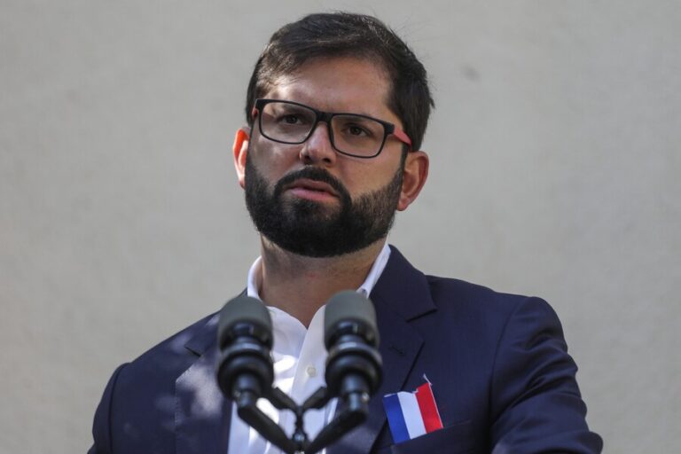 Presupuesto 2024: Pdte. Boric anunció incremento en Obras Públicas y la creación de 100 mil nuevos empleos